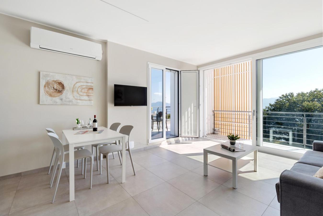 Residence Conca Verde 2 With Pool Trarego Viggiona Exterior photo